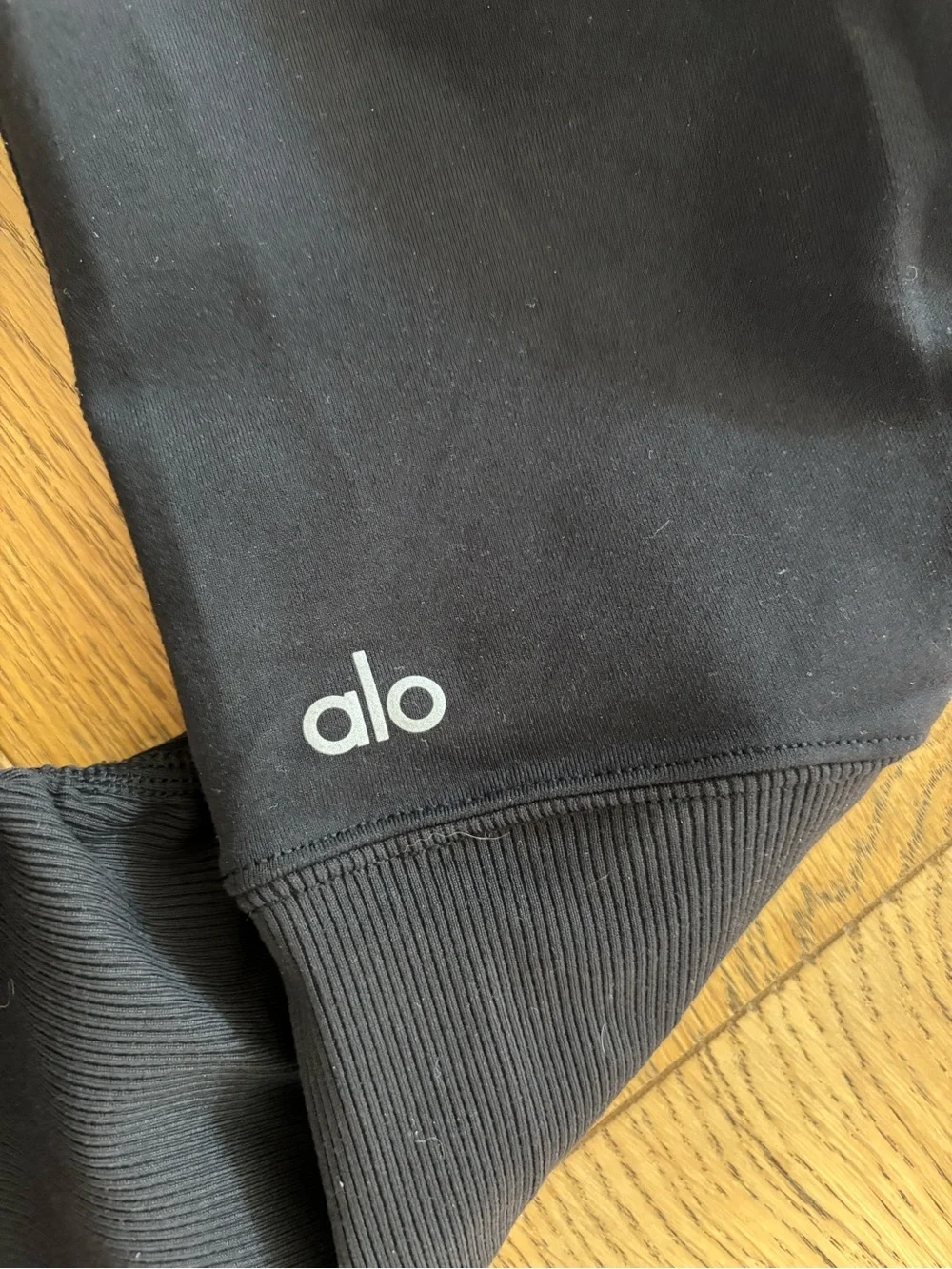 ALO Yoga Black High-Waist Ribbed Leggings